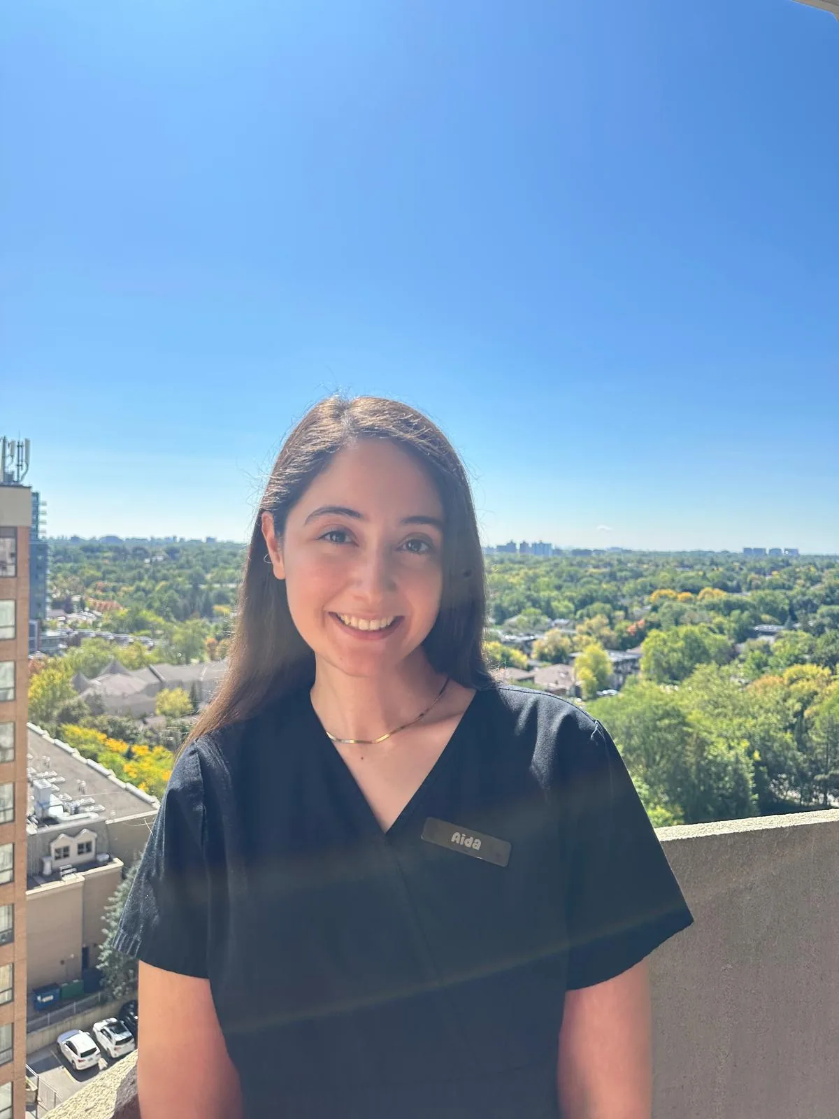 Aida Parsa, Veterinary Assistant at Dr. Kafai Veterinary Hospital